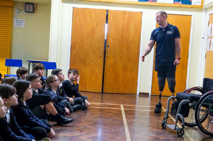 Paralympics star, Aaron Phipps, inspires pupils at Robert Sandilands School with his stories of perseverance and courage
