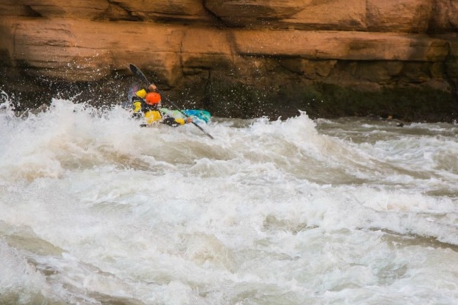 Blind Adventurer Kayaks Grand Canyon