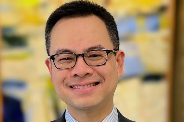 Vinh Nguyen Ai Speaker