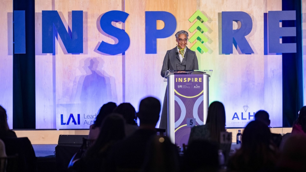 Should I Use a Speaker’s Bureau to Book a Keynote Speaker?