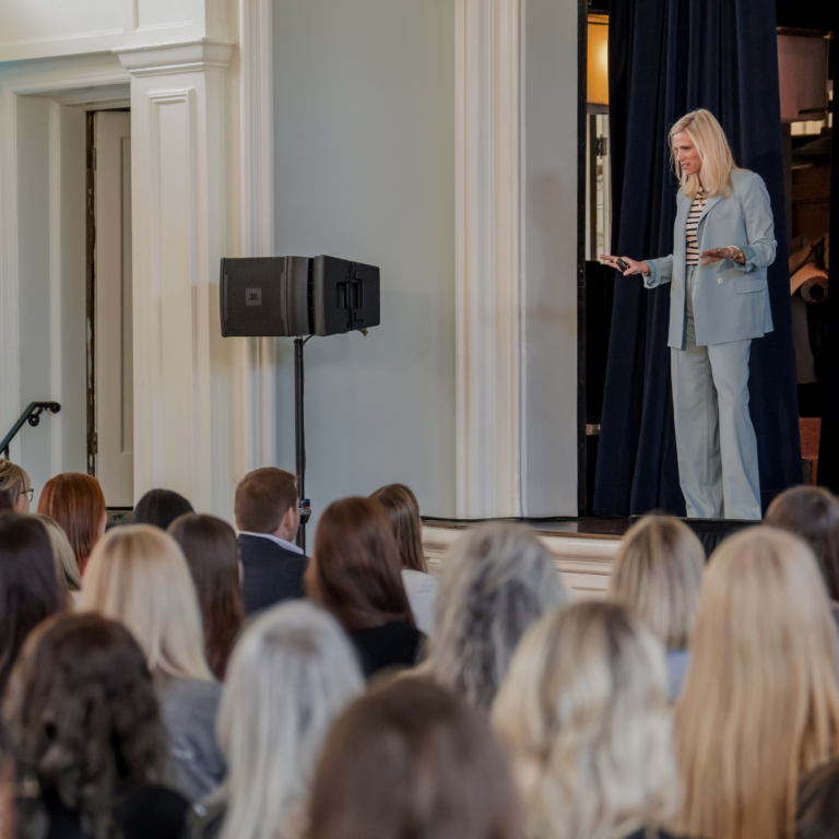 Lindsay Shookus Speaking