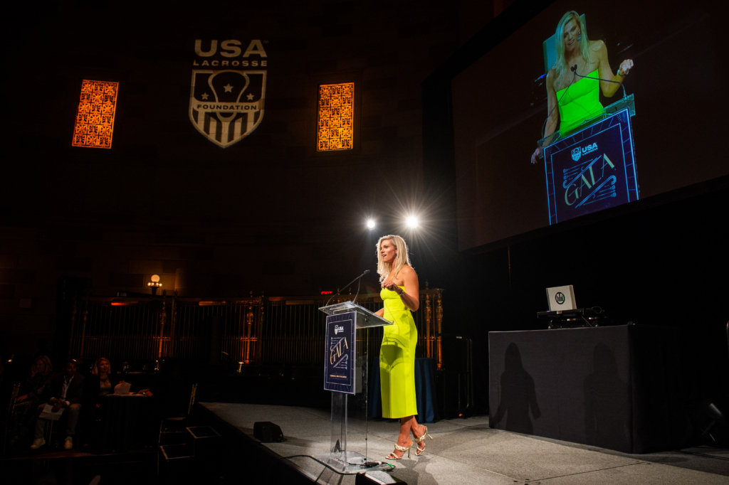 What to Look for When Booking a Motivational Speaker (The Insider Checklist)