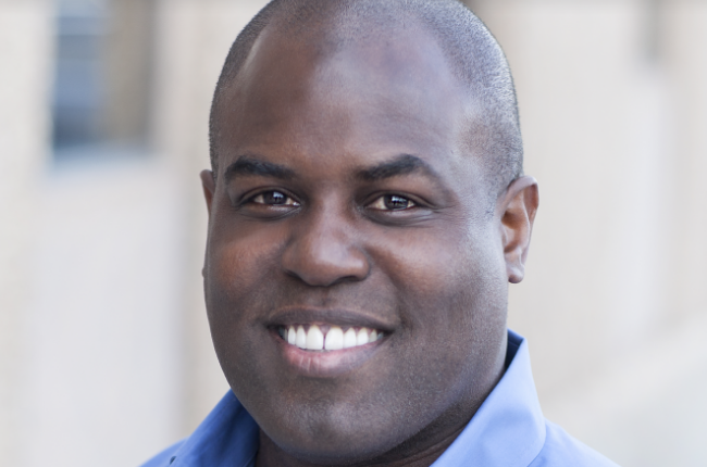 reggie rivers headshot
